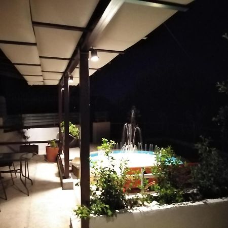 Apartment With Pool In Tzanata Kefalonia Dhimisianáta エクステリア 写真